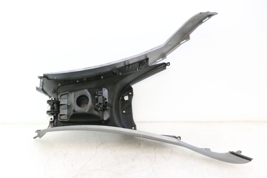 photo de TANKKUIP PIAGGIO MP3 125 (2006 - 2014) - Bevestigingspunten