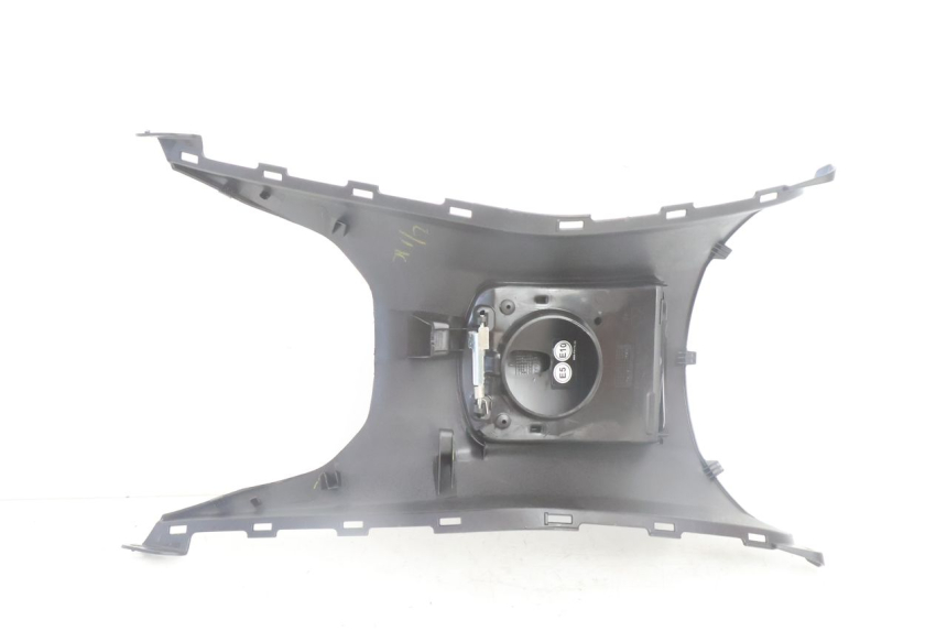 photo de BEHUIZING TANK YAMAHA N-MAX NMAX 125 (2021 - 2024) - Technische close-up