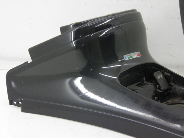 photo de TANKKUIP PIAGGIO XEVO - X EVO 125 (2010 - 2015) - Andere kijkhoek
