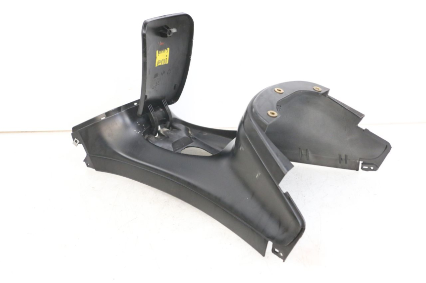 photo de TANKKUIP PIAGGIO XEVO - X EVO 125 (2007 - 2017) - Bevestigingspunten