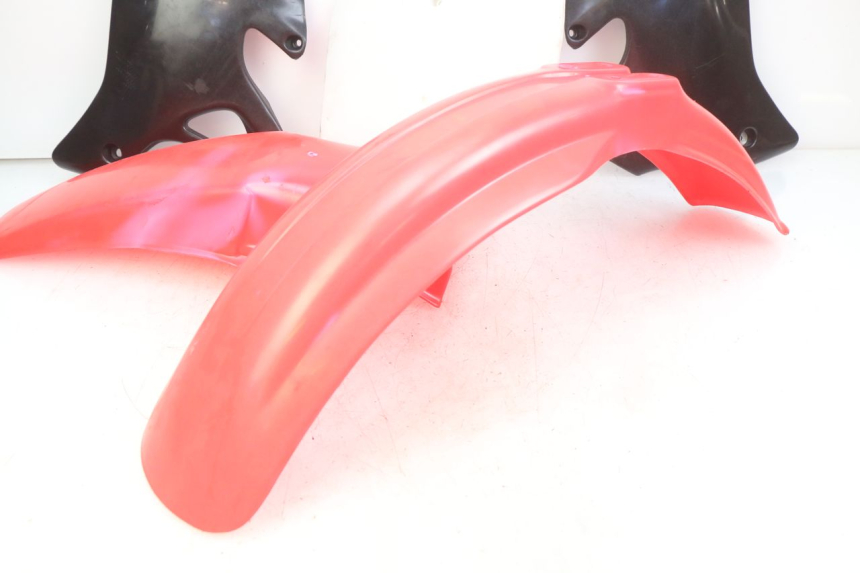 photo de VOLLEDIGE BEHUIZINGSET HONDA CR 125 (1995 - 1997) - Kenmerkende details