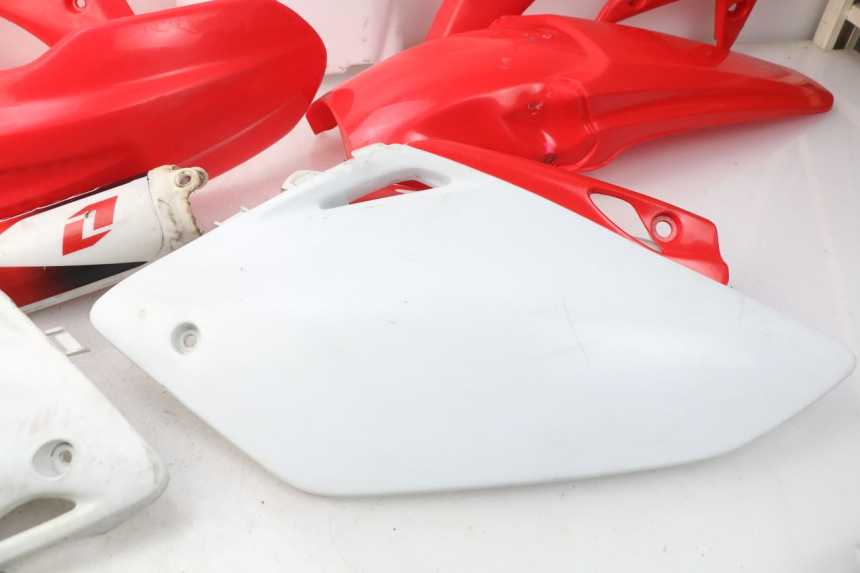 photo de VOLLEDIGE BEHUIZINGSET HONDA CRF CR-F 450 (2005 - 2008) - Zoom op gebruiksstaat
