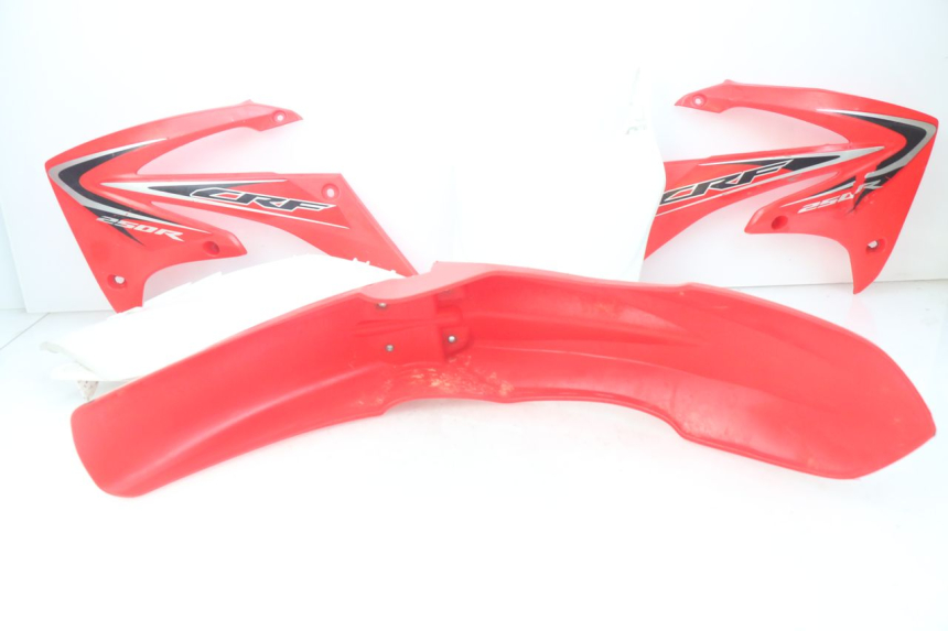 photo de VOLLEDIGE BEHUIZINGSET HONDA CRF 250 (2013 - 2016) - Kenmerkende details