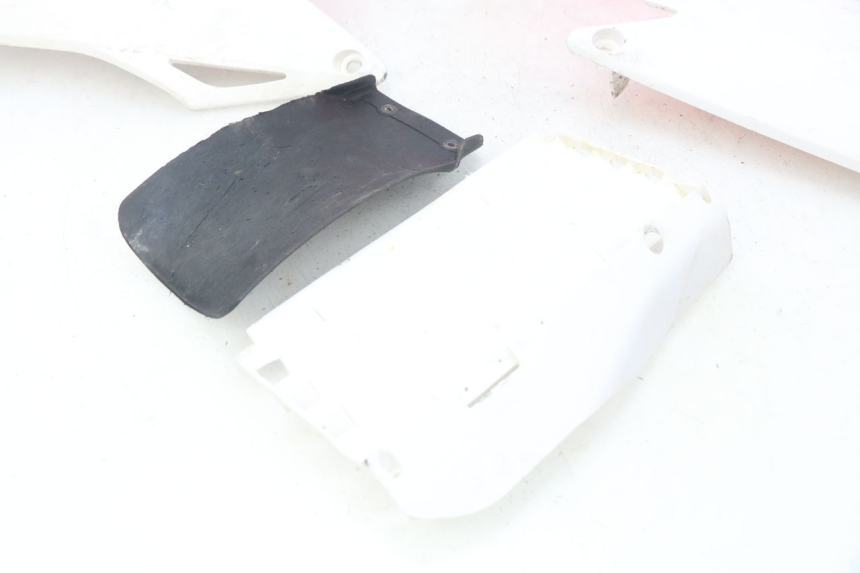 photo de VOLLEDIGE BEHUIZINGSET HONDA CRF 250 (2013 - 2016) - Visuele inspectie