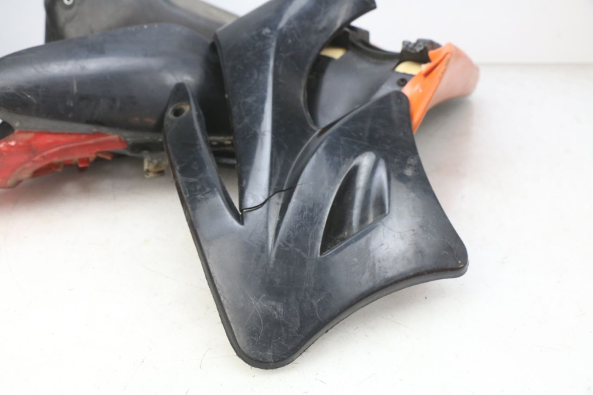 photo de VOLLEDIGE BEHUIZINGSET CCR DIRT BIKE 110 - Staat van het oppervlak