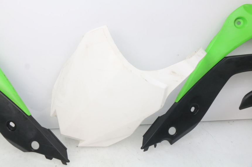 photo de VOLLEDIGE BEHUIZINGSET KAWASAKI KX F KXF 450 (2012 - 2015) - Bevestigingspunten