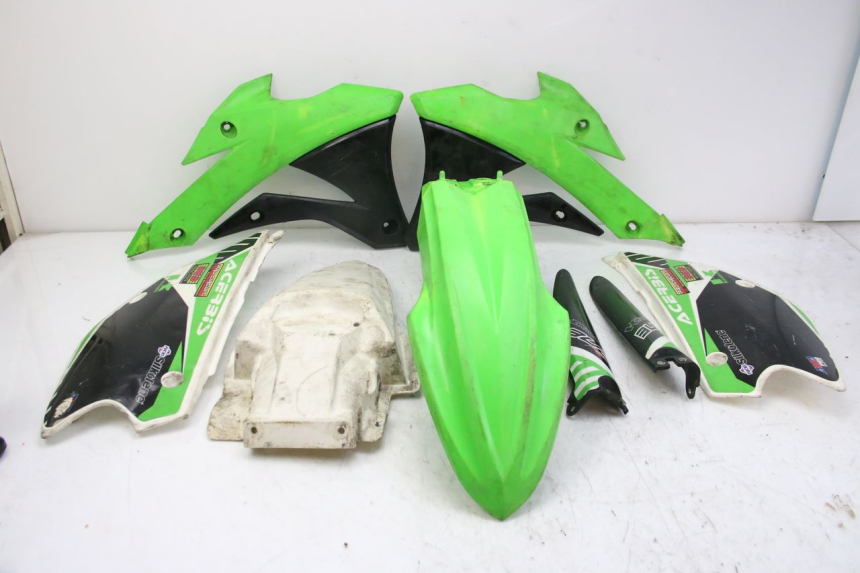 photo de VOLLEDIGE BEHUIZINGSET KAWASAKI KX 85 (2001 - 2013) - Hoofdaanzicht