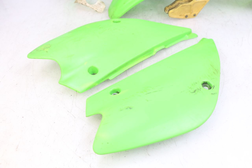 photo de VOLLEDIGE BEHUIZINGSET KAWASAKI KX 85 (2001 - 2013) - Gecontroleerd onderdeel