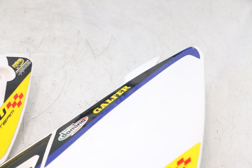 photo de VOLLEDIGE BEPLATING RIEJU MRT PRO SUPERMOTARD 50 (2007 - 2018) - Profielaanzicht