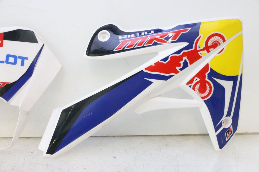 photo de VOLLEDIGE BEPLATING RIEJU MRT PRO SUPERMOTARD 50 (2007 - 2018) - Bevestigingspunten