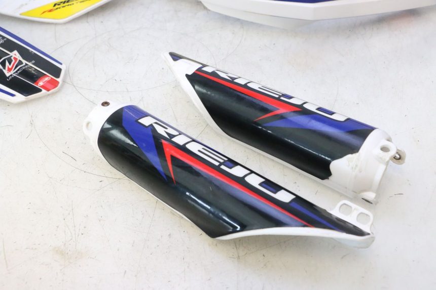 photo de VOLLEDIGE BEPLATING RIEJU MRT PRO SUPERMOTARD 50 (2007 - 2018) - Technische close-up