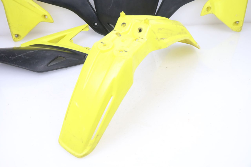 photo de VOLLEDIGE BEHUIZING / KUIPSET SUZUKI RM-Z RMZ 250 (2010 - 2016) - Markeringen en referenties