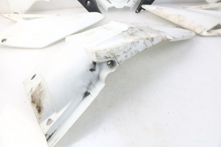 photo de VOLLEDIGE BEHUIZINGSET SUZUKI RMZ RM-Z 450 (2008 - 2011) - Alternatieve hoek