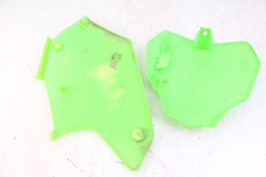 photo de VOLLEDIGE BEHUIZINGSET APOLLO RXF 125 - Bevestigingspunten