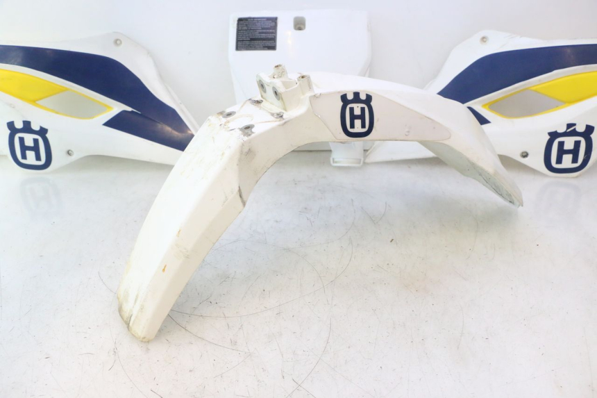 photo de VOLLEDIGE BEPLATING HUSABERG TE 250 (2011 - 2014) - Detail van het onderdeel