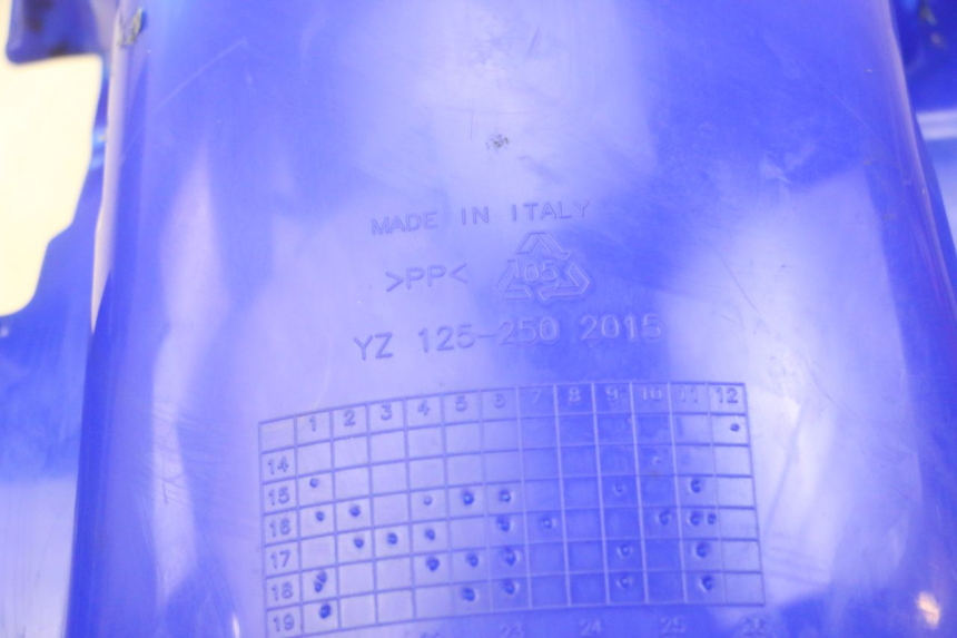 photo de VOLLEDIGE BEHUIZINGSET YAMAHA YZ 125 (1998 - 2005) - Alternatieve hoek