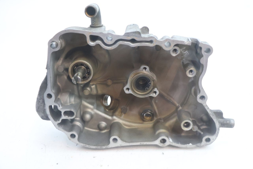 photo de ONTSTEKINGSKAP HONDA FES S-WING SWING ABS 125 (2007 - 2015) - Bevestigingspunten
