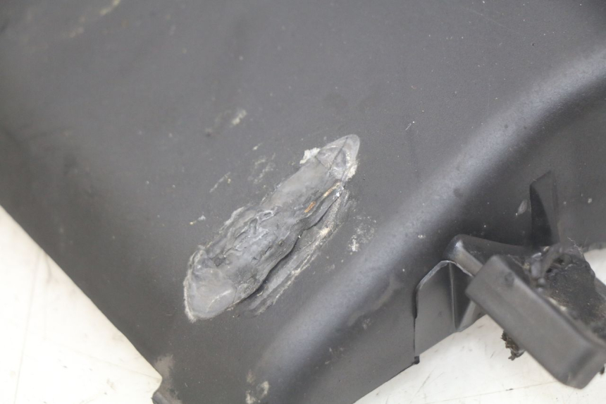 photo de ONTSTEKINGSKAP PIAGGIO VESPA PRIMAVERA 2T 50 (2013 - 2018) - Bevestigingspunten