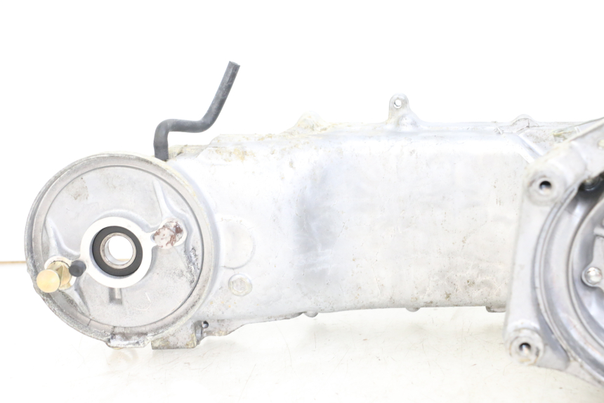 photo de ONDERKANT MOTORBLOK DAELIM A-FOUR 2T 50 (2005 - 2012) - Staat van het oppervlak