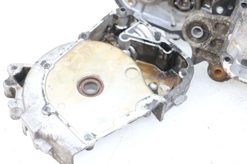 photo de ONDERKANT MOTORBLOK KYMCO AGILITY 4T 50 (2005 - 2018) - Detail van het onderdeel