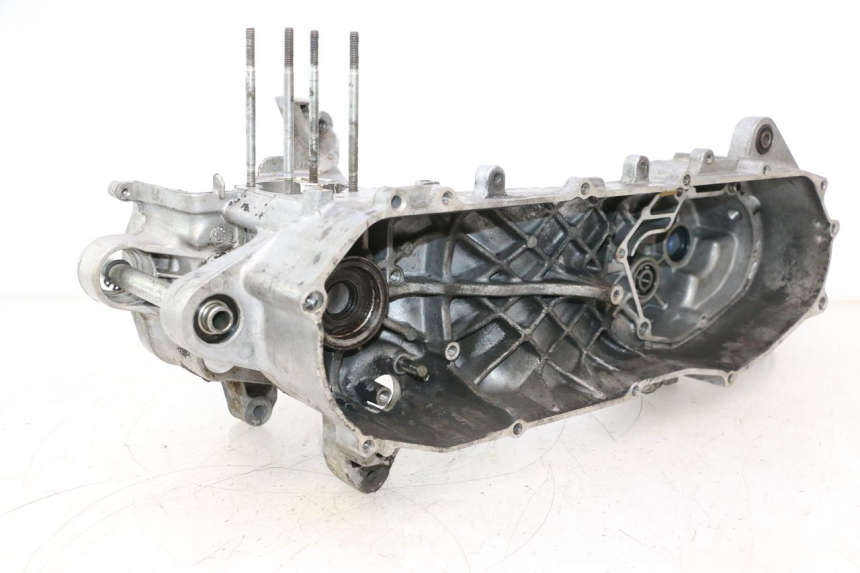 photo de ONDERSTE MOTORKAST MBK BOOSTER ROCKET 50 (2004 - 2016) - Bevestigingspunten