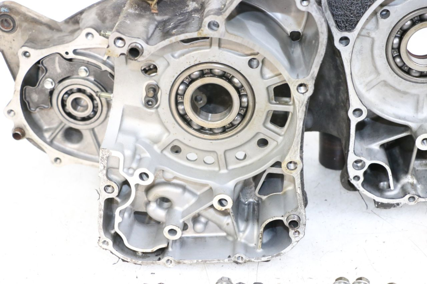 photo de ONDERKANT MOTORBLOK SUZUKI BURGMAN 125 (2007 - 2014) - Markeringen en referenties