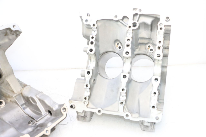 photo de ONDERKANT MOTORBLOK BMW C SPORT 650 (2015 - 2021) - Profielaanzicht