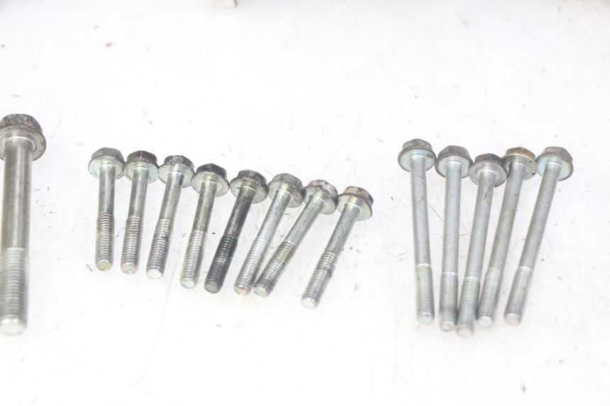 photo de ONDERKANT MOTORBLOK HONDA CBF 500 (2004 - 2007) - Bevestigingspunten