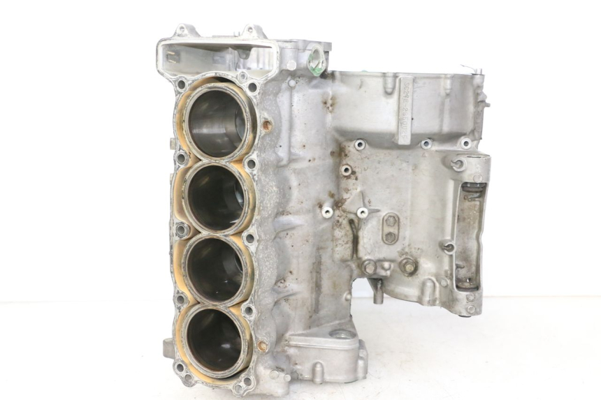 photo de ONDERKANT MOTORBLOK HONDA CBR RR FIREBLADE 900 (1992 - 1994) - Zoom op kwaliteit