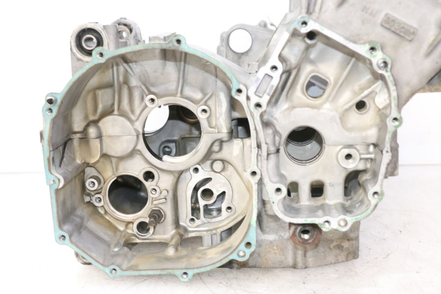 photo de ONDERKANT MOTORBLOK HONDA CBR RR FIREBLADE 900 (1992 - 1994) - Zoom op gebruiksstaat