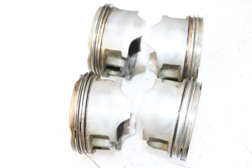 photo de ONDERKANT MOTORBLOK HONDA CBR RR FIREBLADE 900 (1992 - 1994) - Staat van het oppervlak