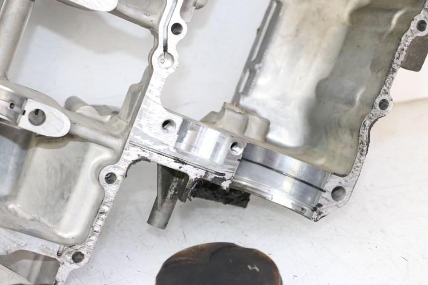 photo de ONDERKANT MOTORBLOK HONDA CBR RR FIREBLADE 900 (1992 - 1994) - Kenmerkende details