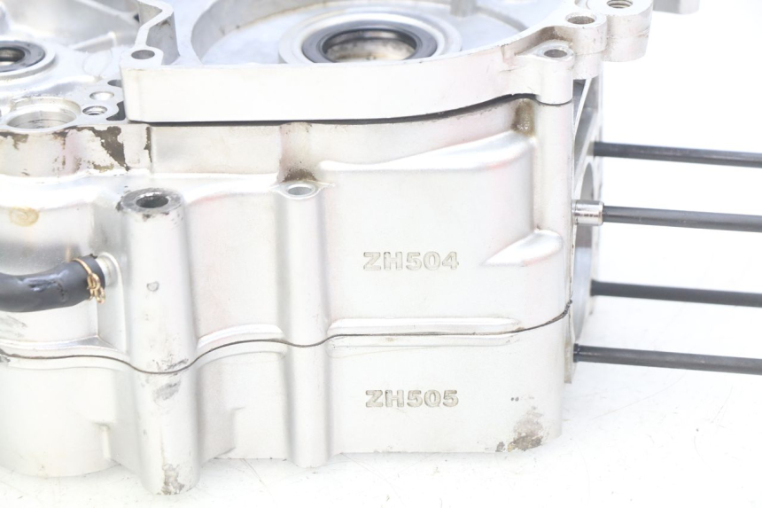 photo de ONDERKANT MOTORBLOK TNT MOTOR CITY 50 (2007 - 2018) - Markeringen en referenties