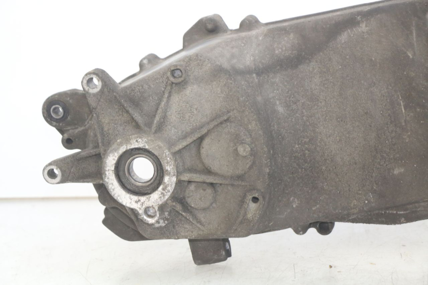 photo de ONDERKANT MOTORBLOK PEUGEOT CITYSTAR 125 (2011 - 2017) - Detailaanzicht