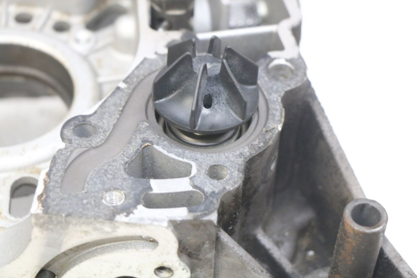 photo de ONDERKANT MOTORBLOK PEUGEOT CITYSTAR 125 (2011 - 2017) - Zoom op kwaliteit