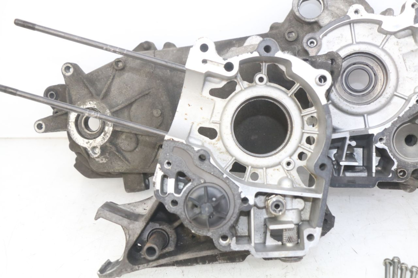 photo de ONDERKANT MOTORBLOK PEUGEOT CITYSTAR 125 (2011 - 2017) - Hoofdaanzicht