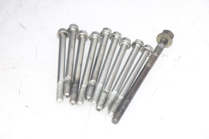 photo de ONDERKANT MOTORBLOK PEUGEOT CITYSTAR 125 (2011 - 2017) - Detail van het onderdeel