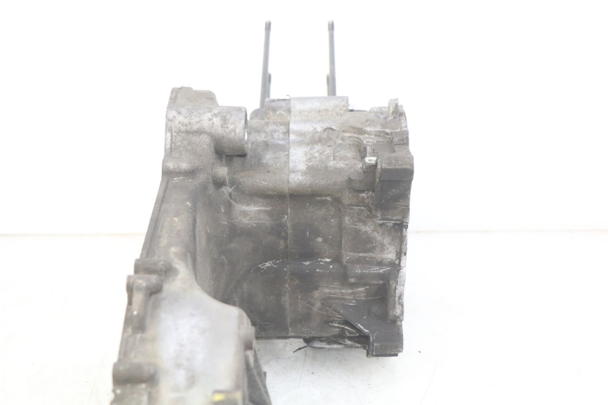 photo de ONDERKANT MOTORBLOK PEUGEOT CITYSTAR 125 (2011 - 2017) - Bevestigingspunten