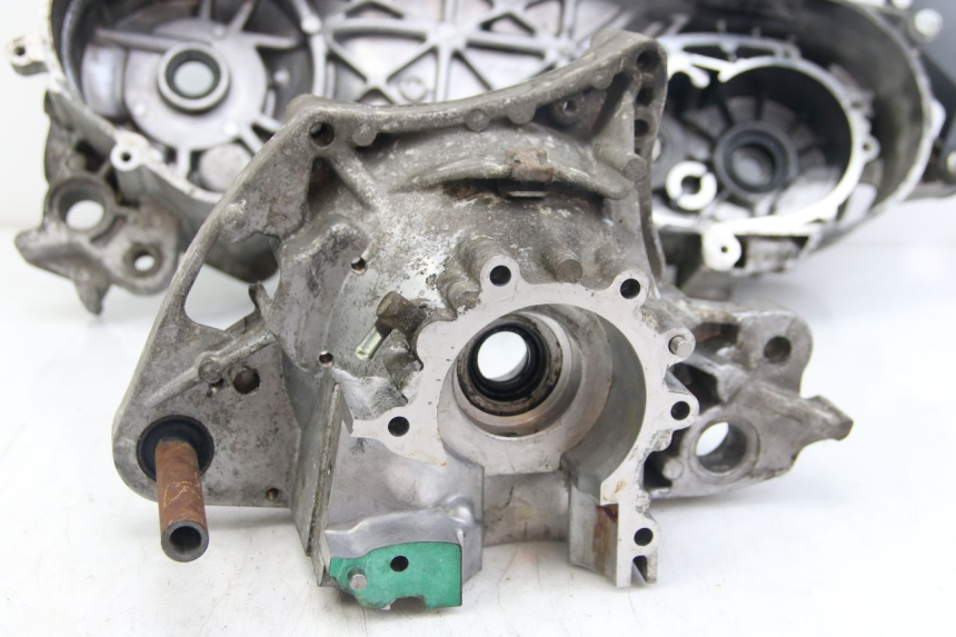 photo de ONDERKANT MOTORBLOK PEUGEOT CITYSTAR 50 (2013 - 2017) - Visuele inspectie