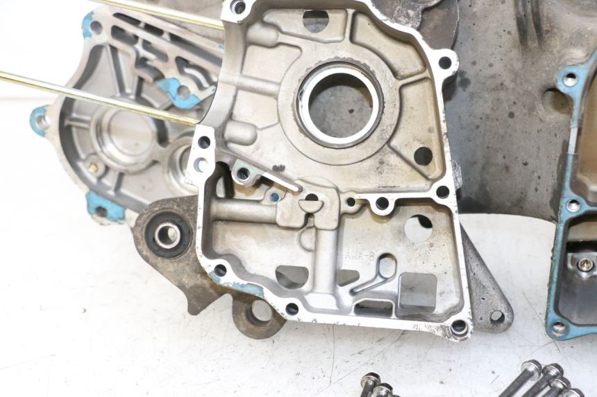 photo de ONDERKANT MOTORBLOK SYM CROX 4T 50 (2016 - 2023) - Zoom op gebruiksstaat