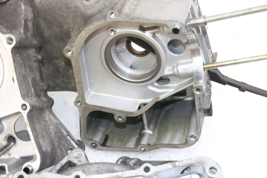 photo de ONDERKANT MOTORBLOK DAELIM BESBI 125 (2007 - 2008) - Detailaanzicht