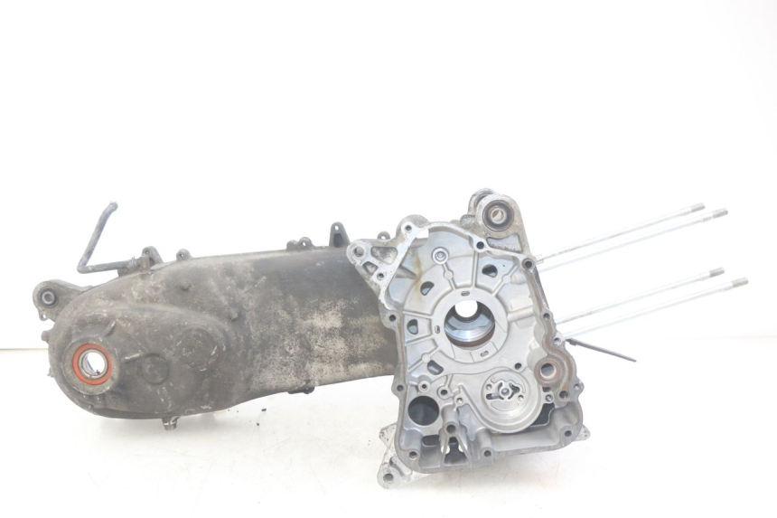 photo de ONDERKANT MOTORBLOK KYMCO DINK STREET 125 (2009 - 2014) - Kenmerkende details