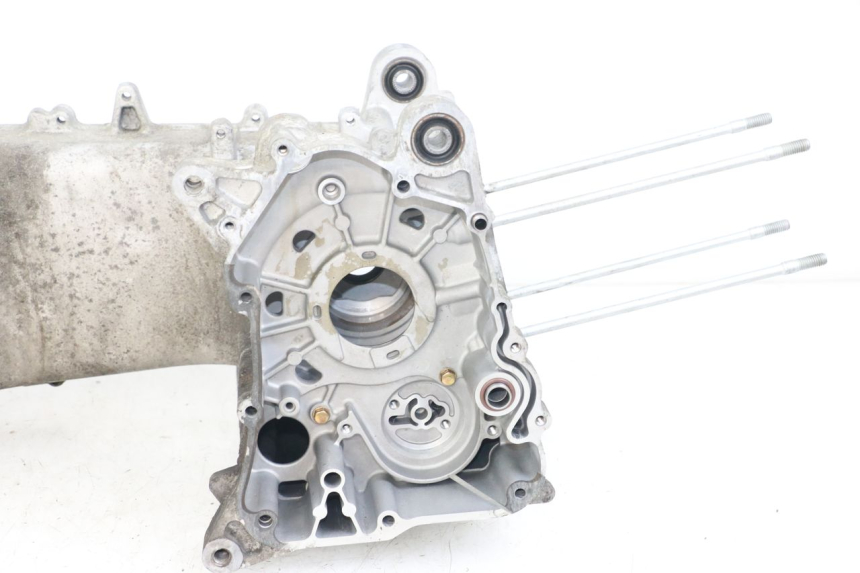 photo de ONDERKANT MOTORBLOK KYMCO DINK STREET 125 (2009 - 2014) - Technische close-up