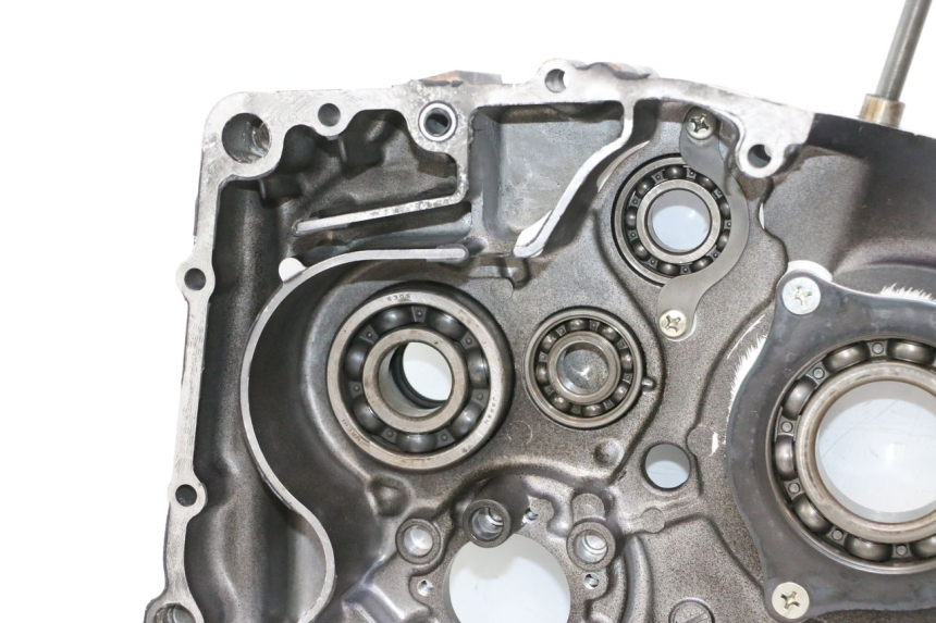 photo de ONDERSTE MOTORKAST SUZUKI DR S 600 (1985 - 1989) - Overzicht