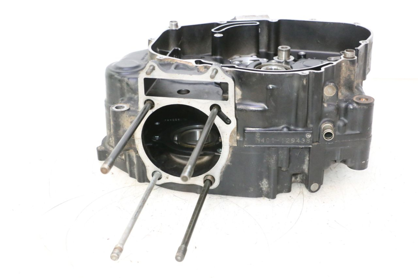 photo de ONDERSTE MOTORKAST SUZUKI DR S 600 (1985 - 1989) - Andere kijkhoek