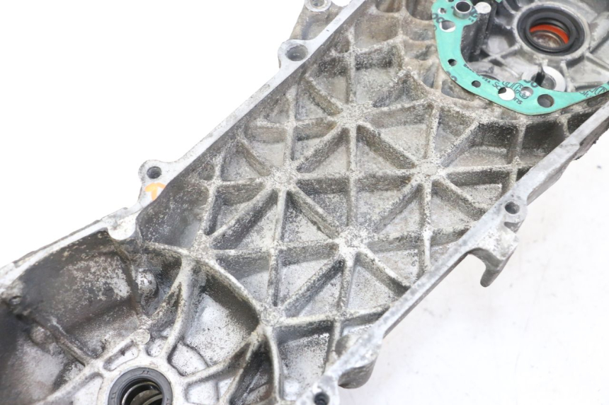 photo de ONDERKANT MOTORBLOK PEUGEOT ELYSTAR 50 (2002 - 2014) - Detail van het onderdeel