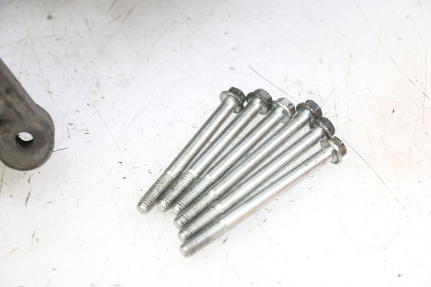 photo de ONDERKANT MOTORBLOK PEUGEOT ELYSTAR 50 (2002 - 2014) - Profielaanzicht