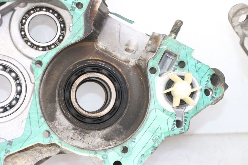 photo de ONDERKANT MOTORBLOK APRILIA ETX 125 (1998 - 2002) - Alternatieve hoek