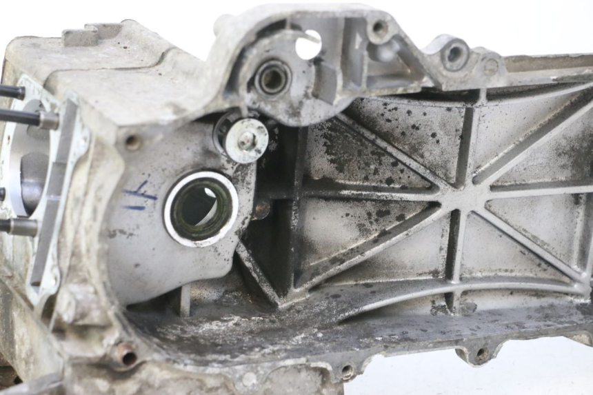 photo de ONDERSTE MOTORKAST JM MOTORS F45i 4T 50 (2020 - 2023) - Markeringen en referenties