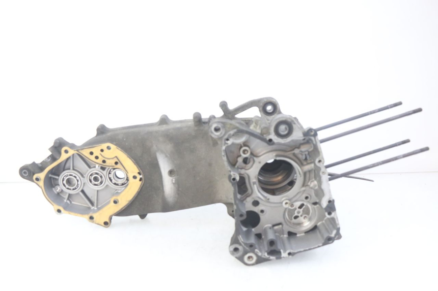 photo de ONDERKANT MOTORBLOK HONDA FES PANTHEON 125 (2003 - 2007) - Zoom op gebruiksstaat